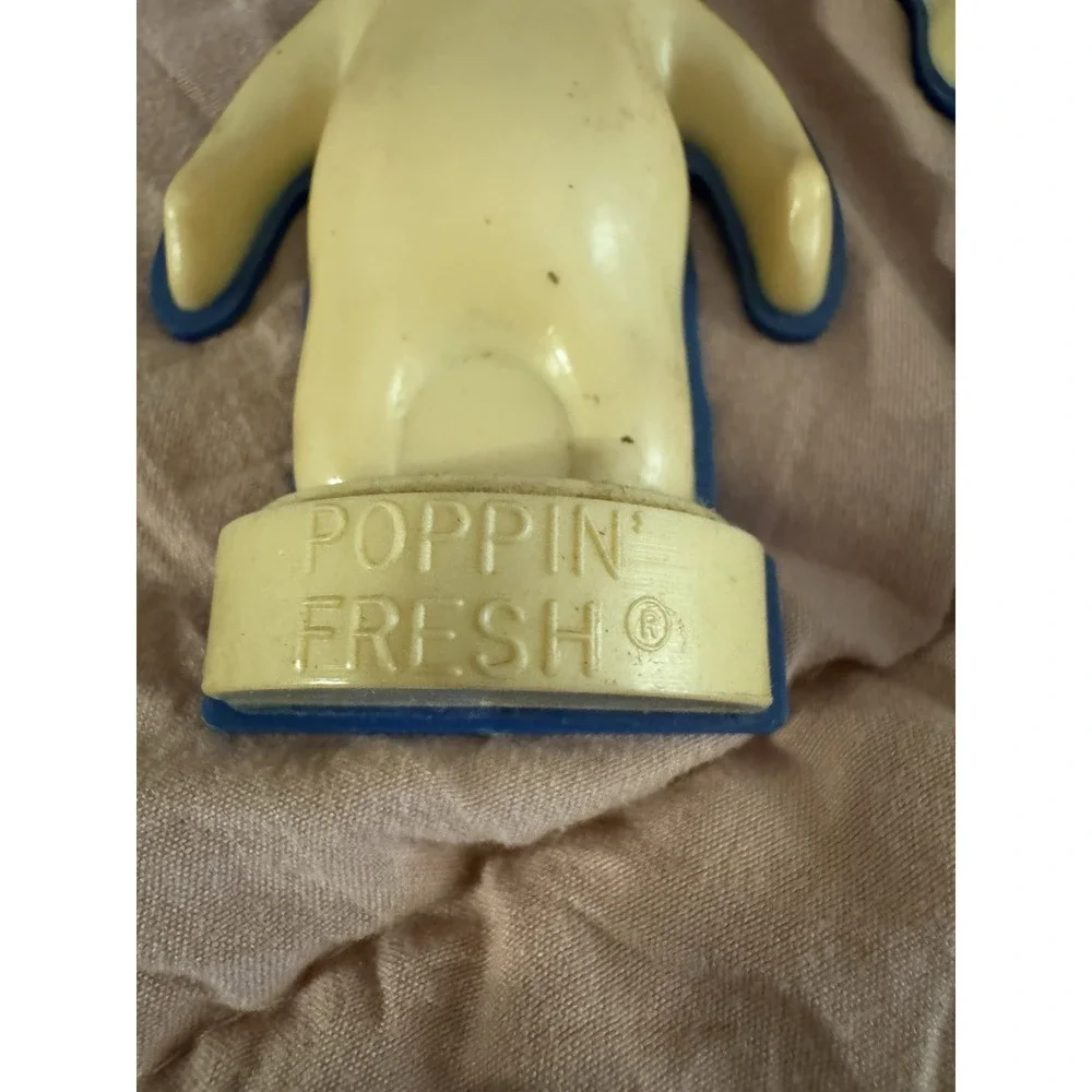Set of 3 Vtg Pillsbury Dough Boy Pop N Fresh & Poppie Magnets & 1971 Figure